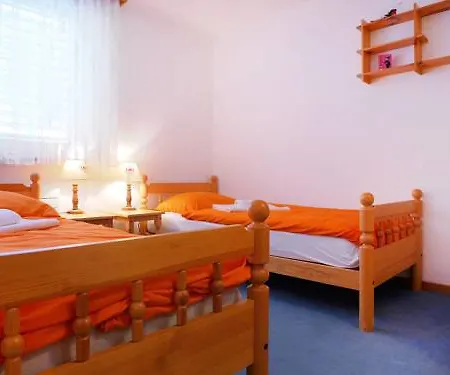 Clairette Apartment *